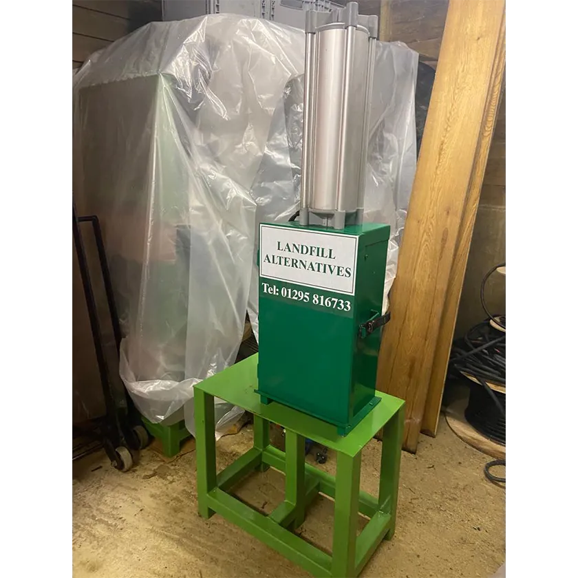 LFA-CC-5_0003_5657eaa3-4800-4fc8-b9f6-b7789cc949ba