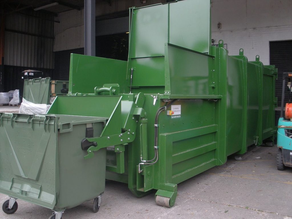 APB 20 BL Portable Compactor Bin Lift For Sale & Hire Landfill